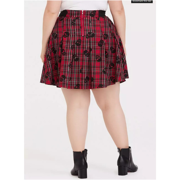 Torrid Mini Skirt Womens 1X Burgundy Red Plaid Goth Skulls Punk Grunge 13904737 - Picture 3 of 11